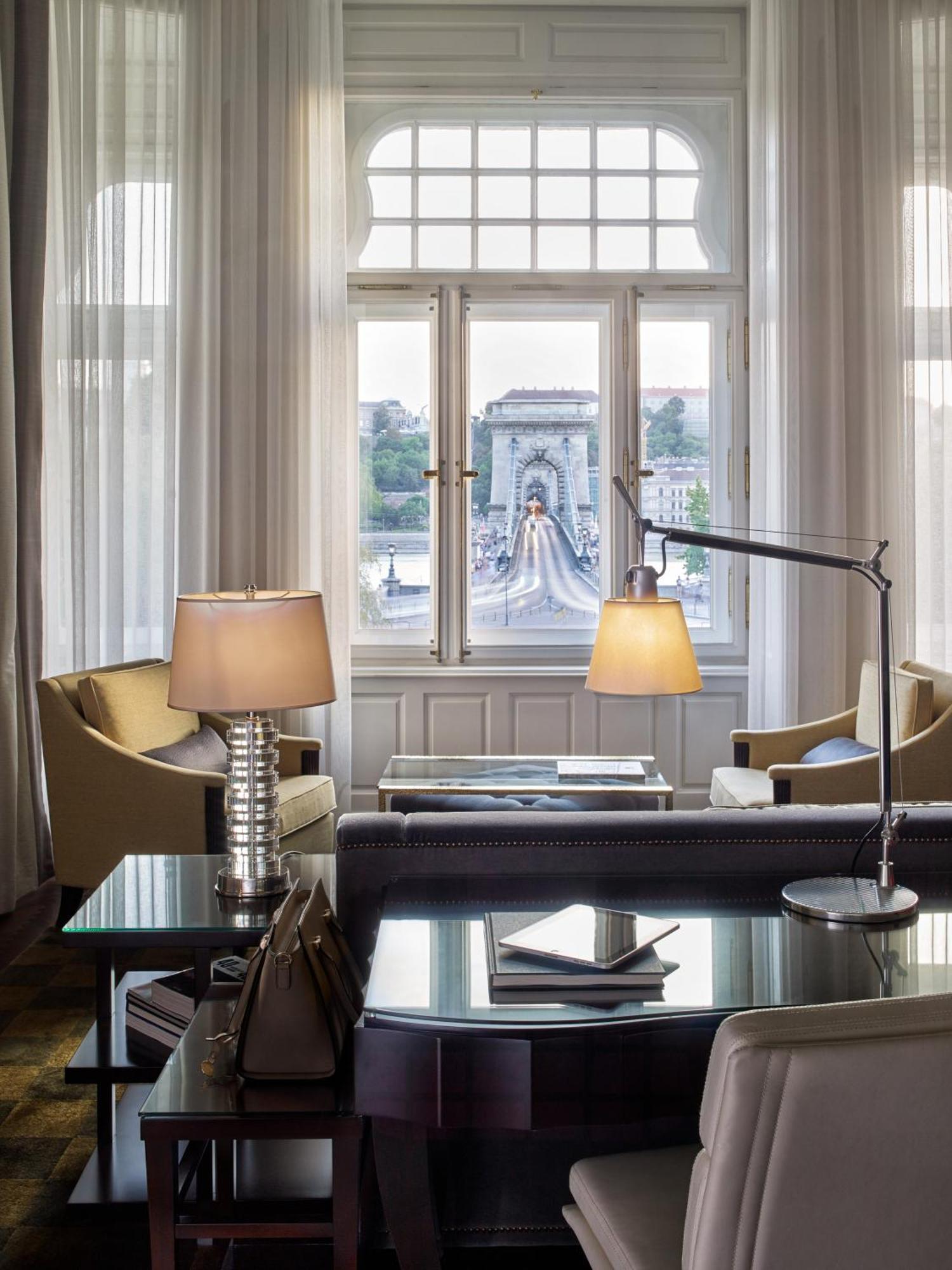 Four Seasons Hotel Gresham Palace Budapest Ngoại thất bức ảnh